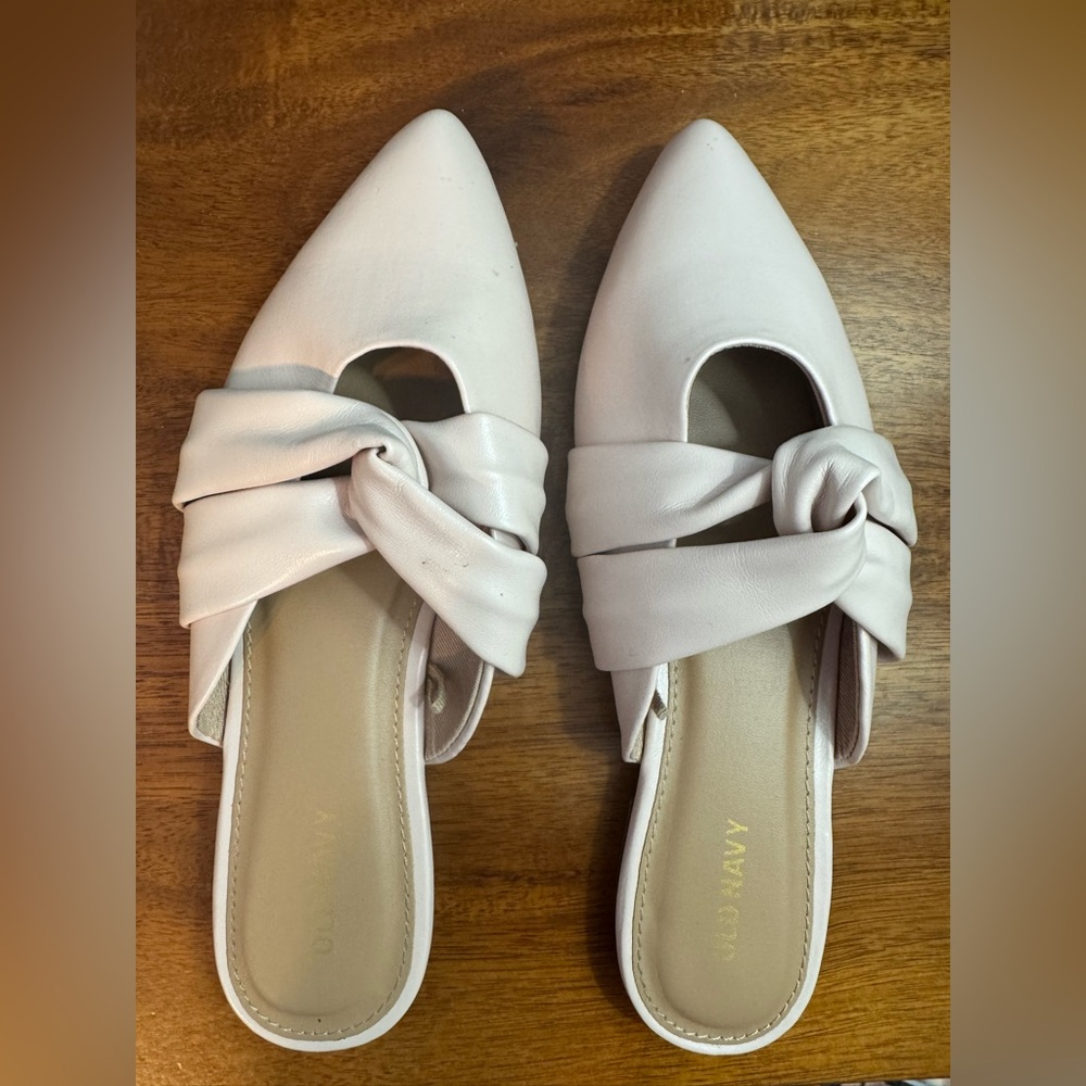 Old Navy flats